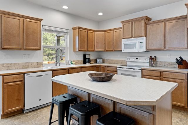 55967 Wood Duck Drive, Bend, OR 97707