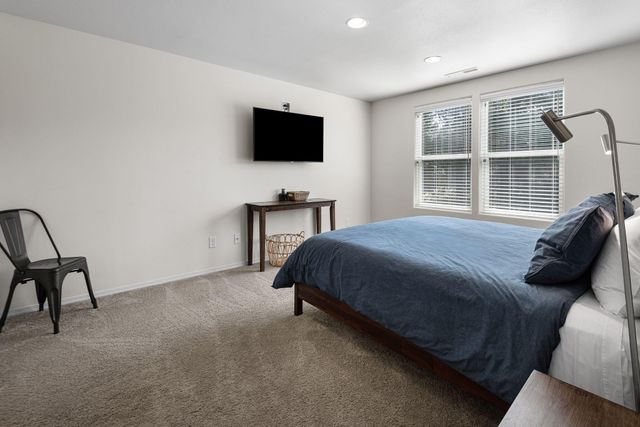 55967 Wood Duck Drive, Bend, OR 97707