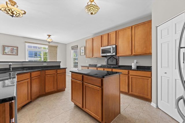 7305 148th AVENUE, Kenosha, WI 53142