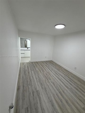 13916 SW 56th Lane, Miami, FL 33183