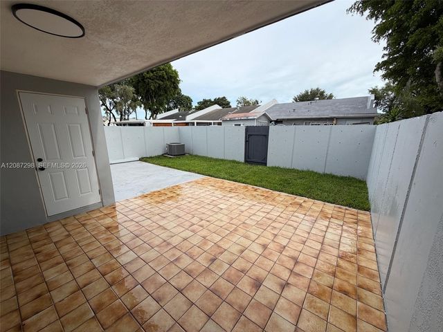 13916 SW 56th Lane, Miami, FL 33183