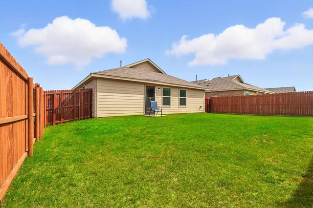 1653 Bluff View Drive, Hutchins, TX 75141