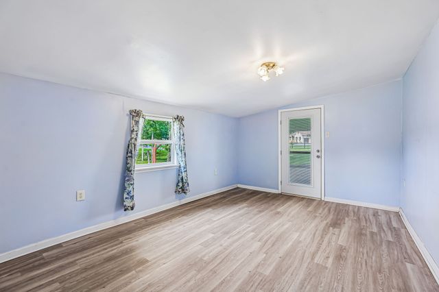 6282 Jasper Johnson Rd, Murfreesboro, TN 37127