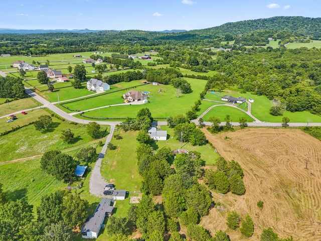 6282 Jasper Johnson Rd, Murfreesboro, TN 37127
