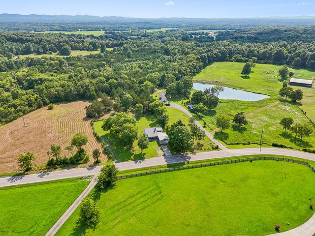 6282 Jasper Johnson Rd, Murfreesboro, TN 37127