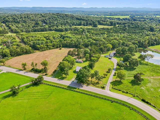 6282 Jasper Johnson Rd, Murfreesboro, TN 37127