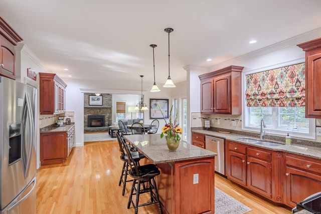 66 Marlin Road, Newtown, CT 06482