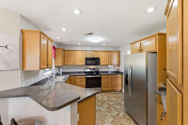 308 Oxford Circle, Richmond, KY 40475
