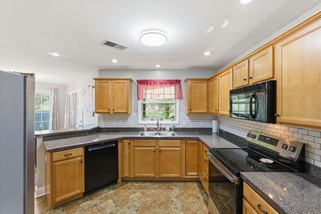308 Oxford Circle, Richmond, KY 40475