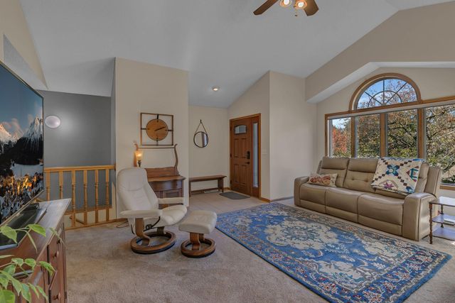 201 13th Avenue SE, Saint Joseph, MN 56374