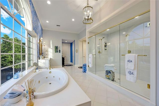 27710 Marina Isle CT, Bonita Springs, FL 34134