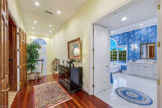 27710 Marina Isle CT, Bonita Springs, FL 34134