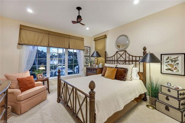 27710 Marina Isle CT, Bonita Springs, FL 34134