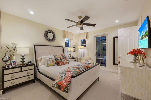 27710 Marina Isle CT, Bonita Springs, FL 34134
