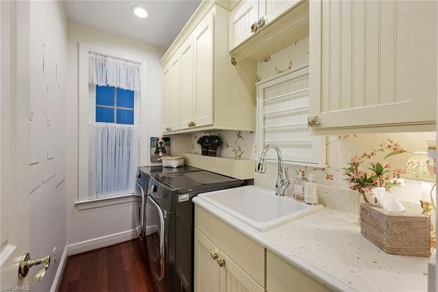27710 Marina Isle CT, Bonita Springs, FL 34134