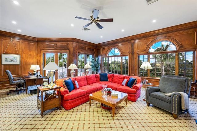 27710 Marina Isle CT, Bonita Springs, FL 34134