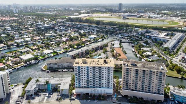 427 GOLDEN ISLES Drive 4I, Hallandale Beach, FL 33009