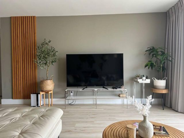 427 GOLDEN ISLES Drive 4I, Hallandale Beach, FL 33009