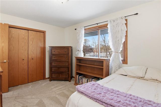 2039 Town Hall Road, Eau Claire, WI 54703