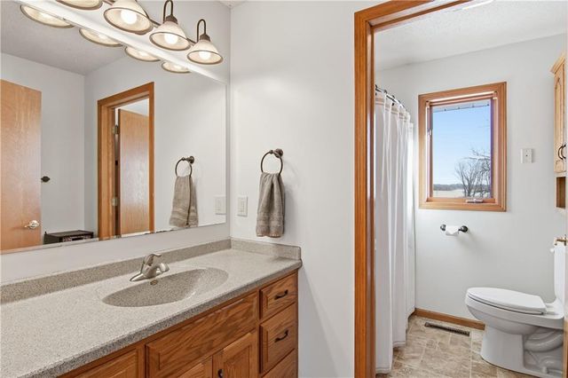 2039 Town Hall Road, Eau Claire, WI 54703