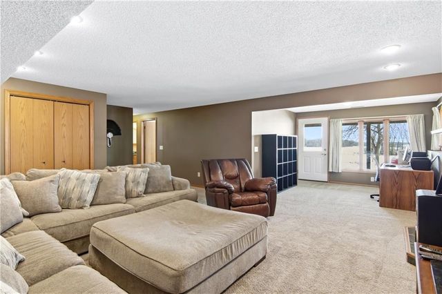 2039 Town Hall Road, Eau Claire, WI 54703