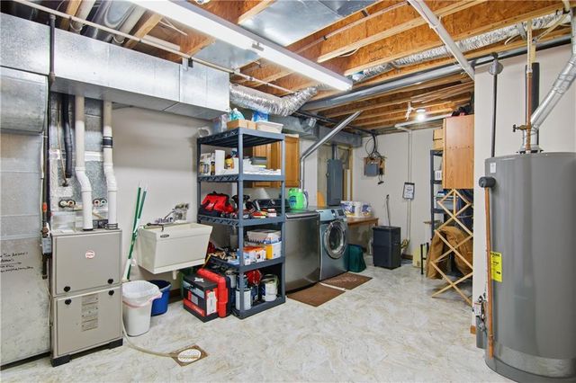 2039 Town Hall Road, Eau Claire, WI 54703