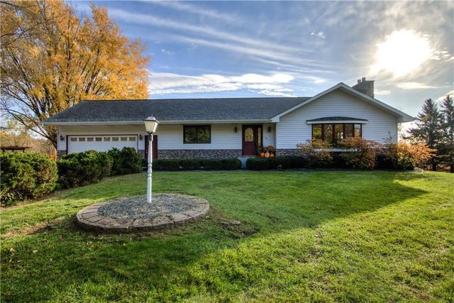 2039 Town Hall Road, Eau Claire, WI 54703