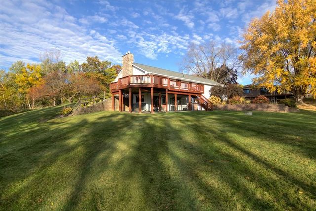 2039 Town Hall Road, Eau Claire, WI 54703