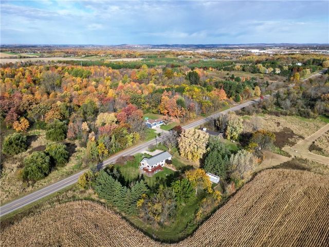 2039 Town Hall Road, Eau Claire, WI 54703