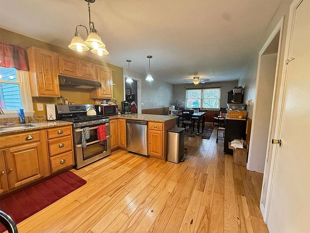 387 Main Street, Castleton, VT 05735