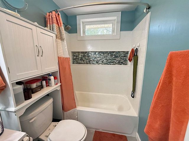 387 Main Street, Castleton, VT 05735