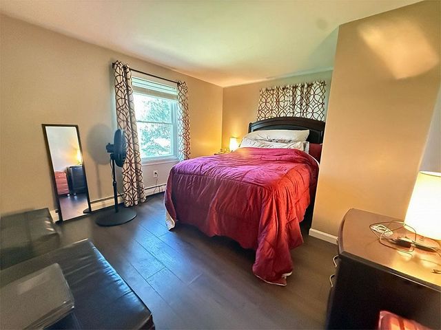387 Main Street, Castleton, VT 05735