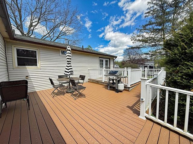 387 Main Street, Castleton, VT 05735