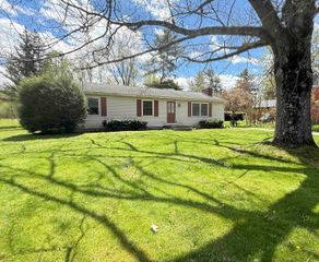 387 Main Street, Castleton, VT 05735