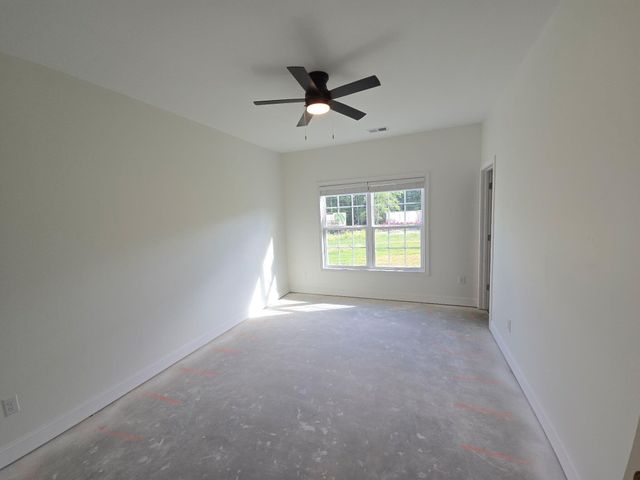 306 Cinchpost Circle, London, KY 40744
