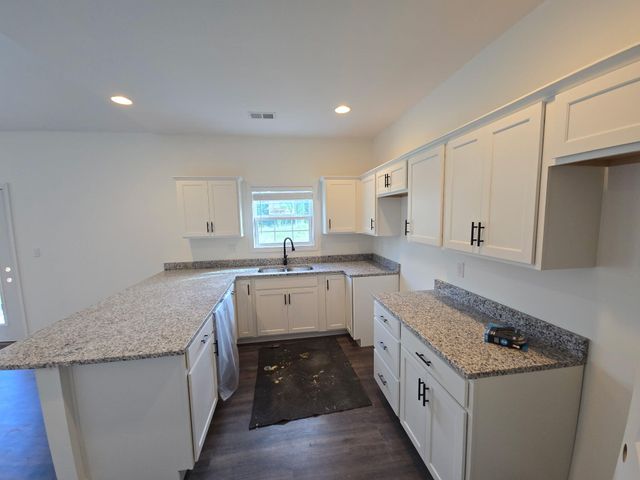 306 Cinchpost Circle, London, KY 40744
