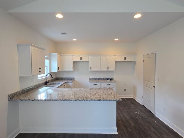 306 Cinchpost Circle, London, KY 40744