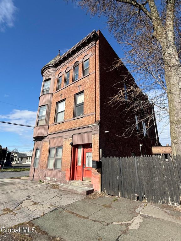 1301 Broadway, Watervliet, NY 12189