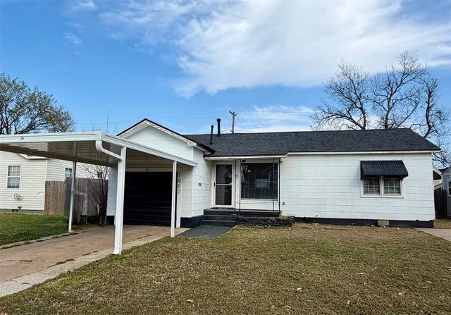 1007 Overland Court, Shawnee, OK 74801