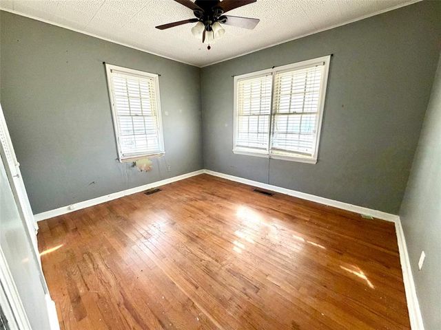 1007 Overland Court, Shawnee, OK 74801