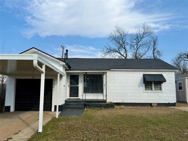 1007 Overland Court, Shawnee, OK 74801