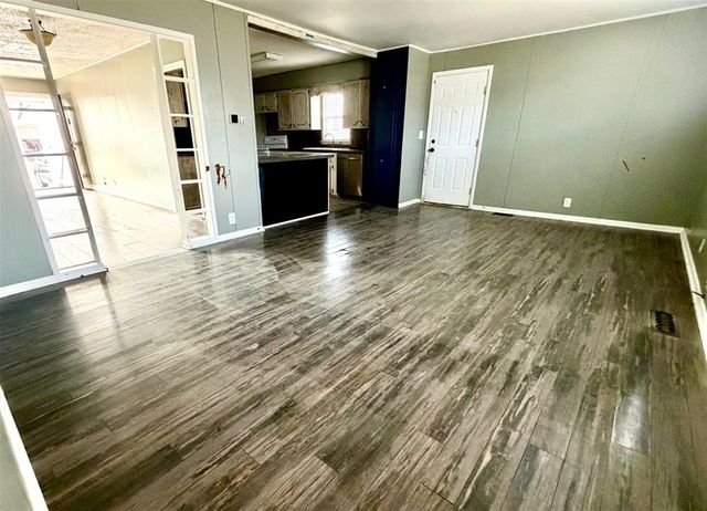 1007 Overland Court, Shawnee, OK 74801