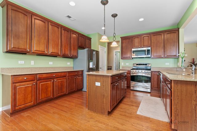 3572 Adler Court, Mundelein, IL 60060
