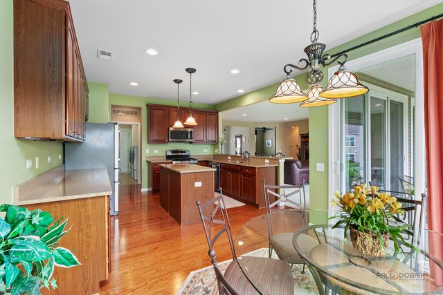 3572 Adler Court, Mundelein, IL 60060