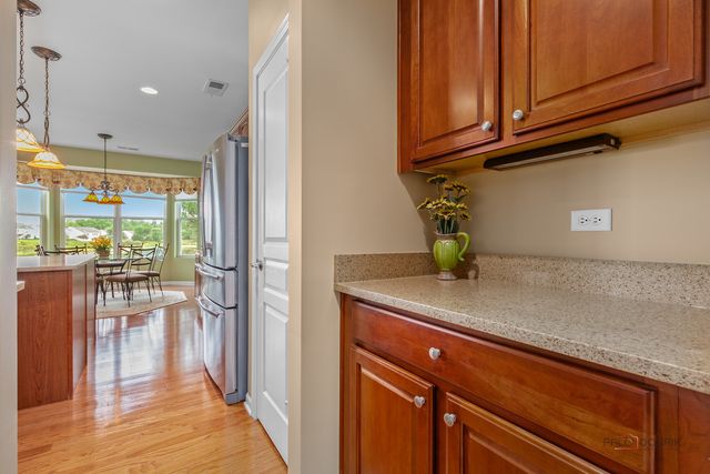 3572 Adler Court, Mundelein, IL 60060
