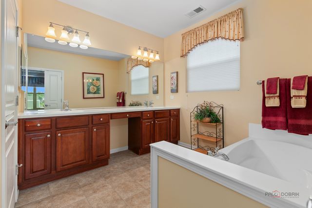3572 Adler Court, Mundelein, IL 60060