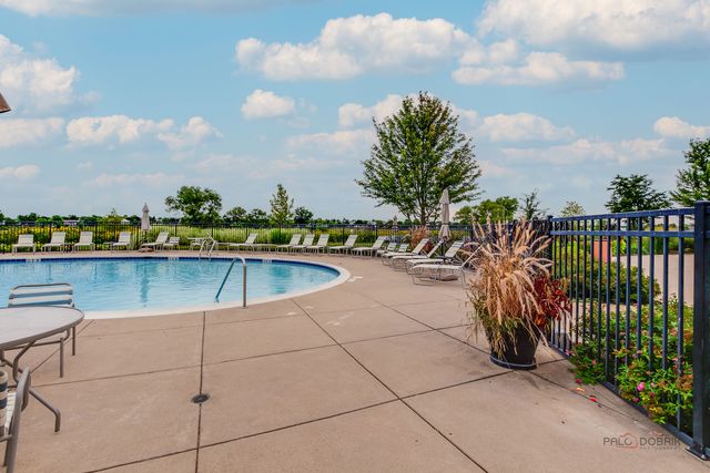 3572 Adler Court, Mundelein, IL 60060