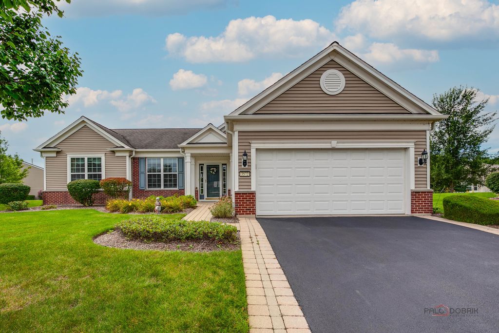 3572 Adler Court, Mundelein, IL 60060