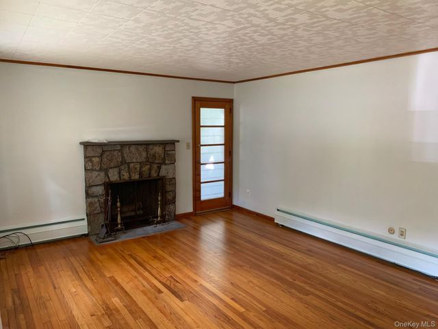10 Wood Avenue, Cold Spring, NY 10516