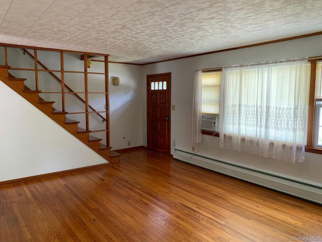 10 Wood Avenue, Cold Spring, NY 10516